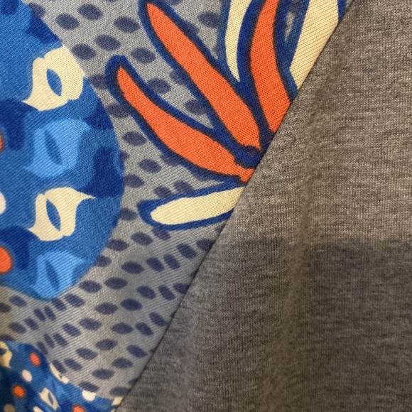 LuLaRoe Randy Top 3X great condition - Picture 2 of 6